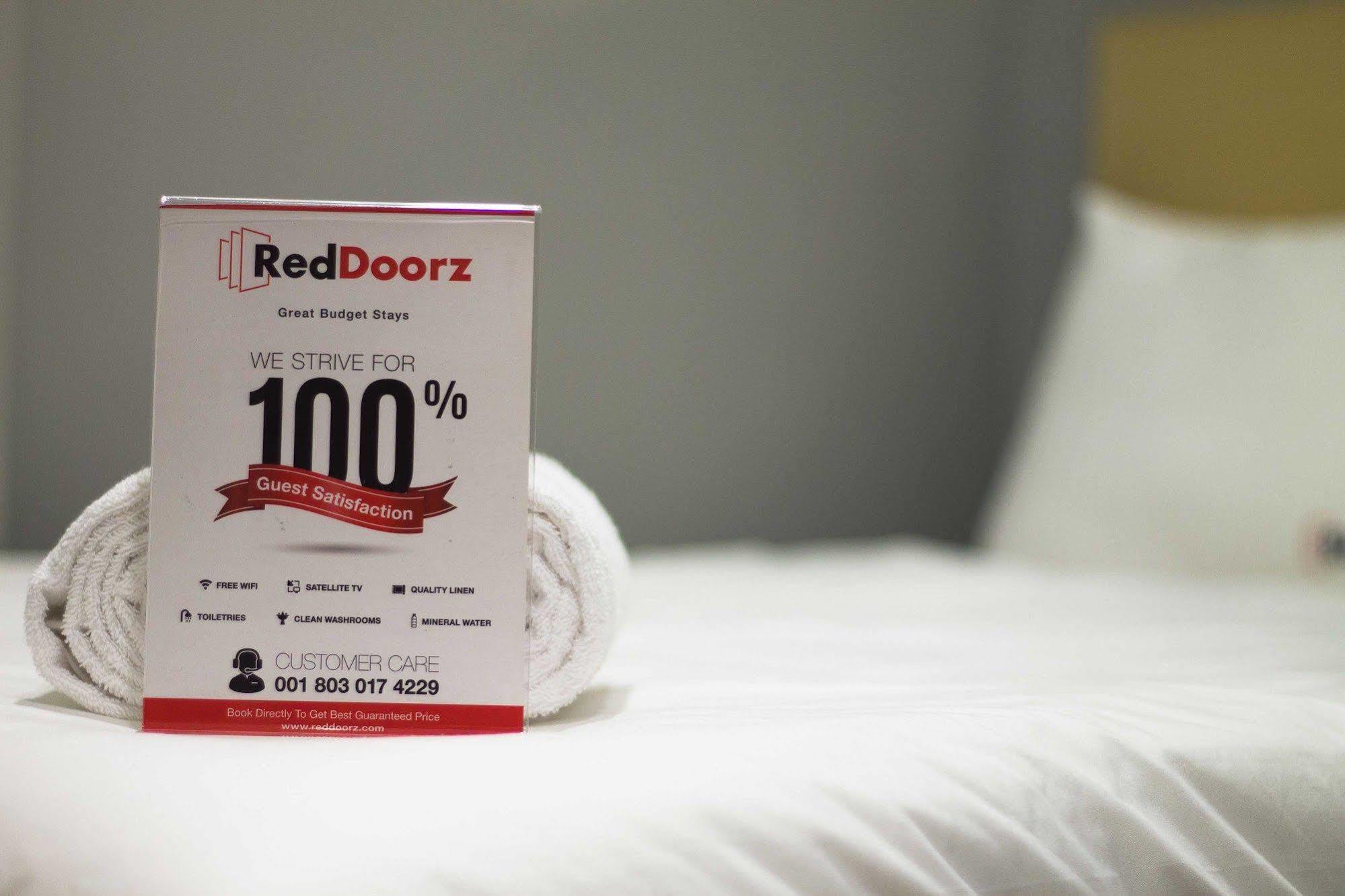 Reddoorz Apartment @ Pulo Gadung Jacarta Exterior foto